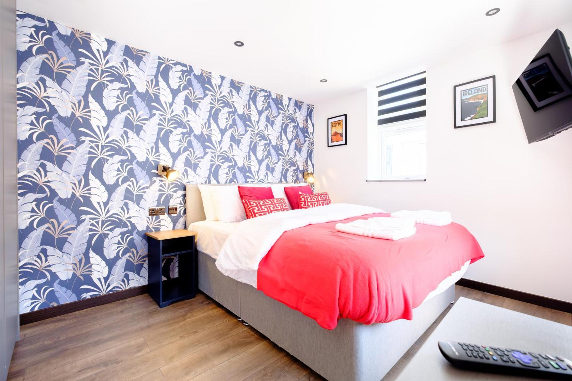 James Court Apartments By Staycay Llandudno Exterior photo